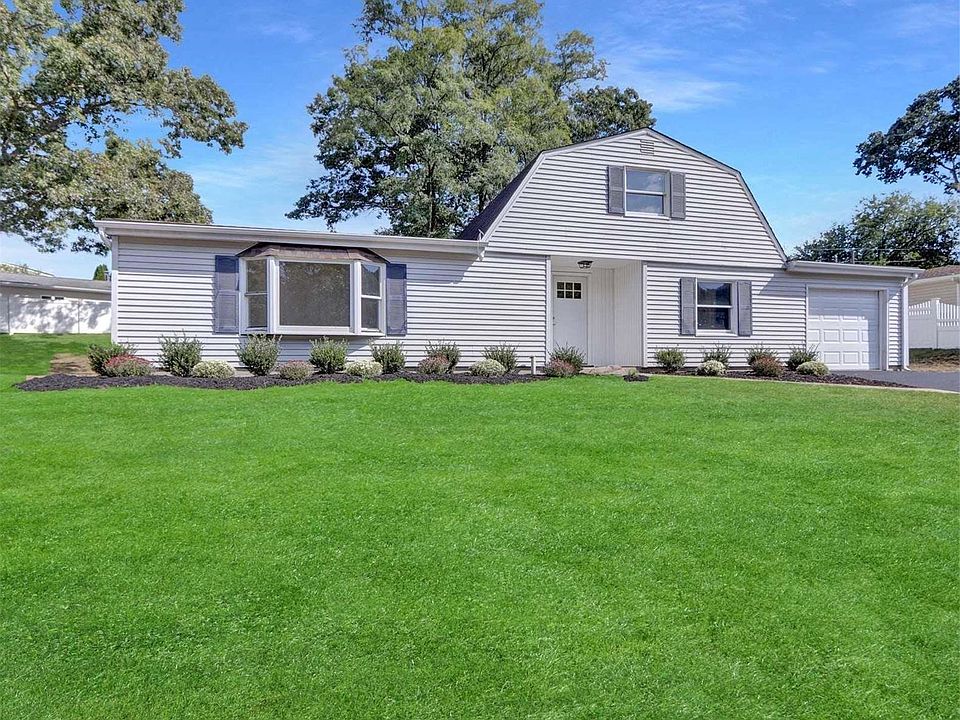 1st image of 1343 Waverly Avenue