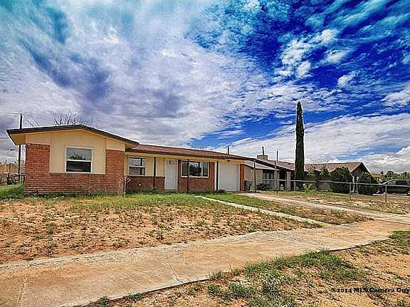 2nd image of 2420 Penwood Dr