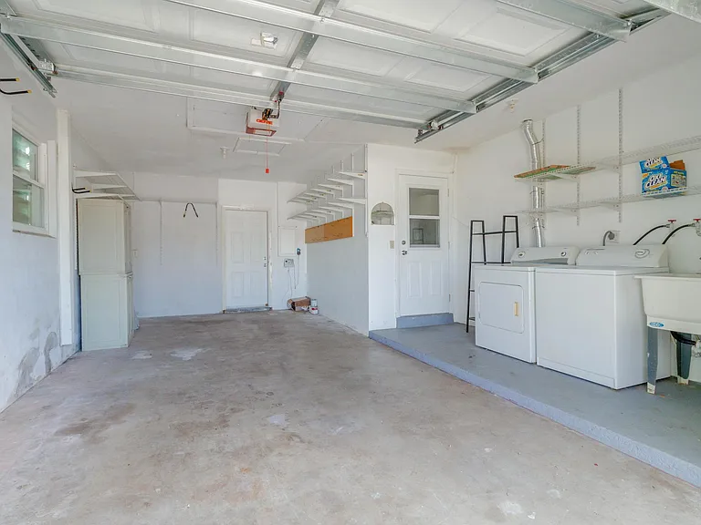 5261 Elm Ct — Photo 16