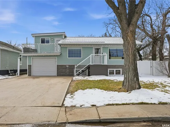 827 Duffield STREET W, Moose Jaw, SK S6H 5J6
