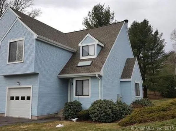 11 Lilac Ln, Farmington, CT 06032