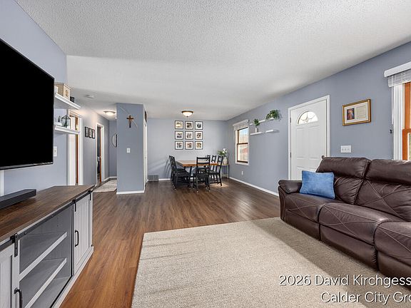 5th image of 2972 W Fruitport Rd