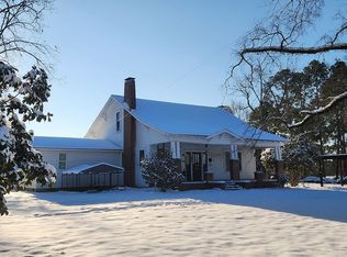 95 McCormick Ave, Hawkinsville, GA 31036