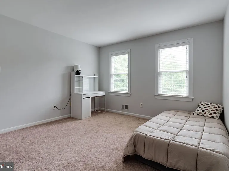 8019 Daffodil Ct — Photo 26