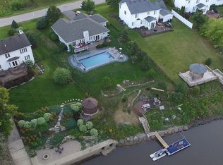 10797 Chicory Ridge Way, Roscoe, IL 61073