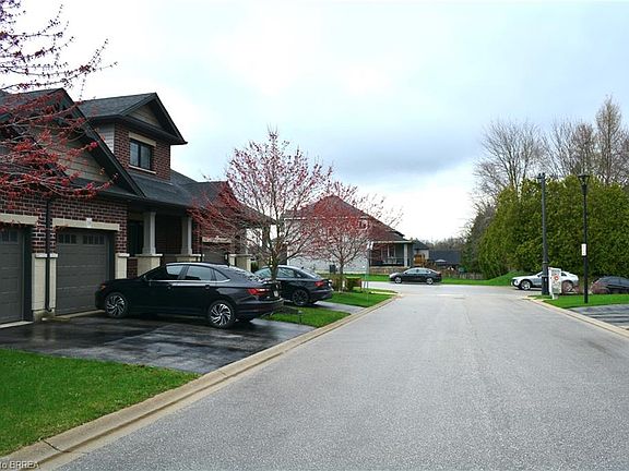 2nd image of 1 Chamberlain Ave #9