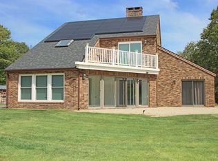 322 Buff Cap Rd, Tolland, CT 06084