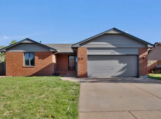 10010 E Funston St, Wichita, KS 67207