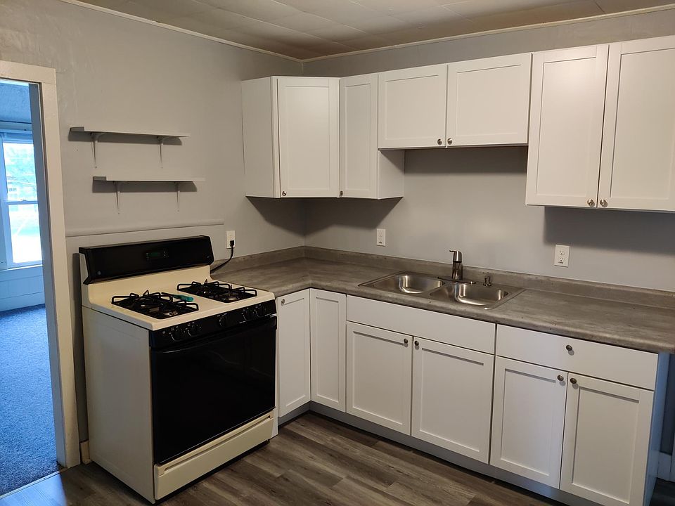 1st image of 310 Horatio St #1/2