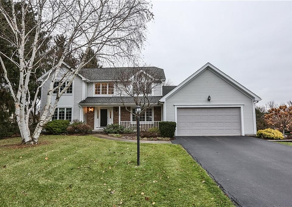 1st image of 54 Walnut Hill Dr