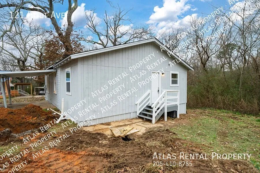 Comfort, Convenience & Style Tour This Beautiful 3BR Home Today! — Photo 4
