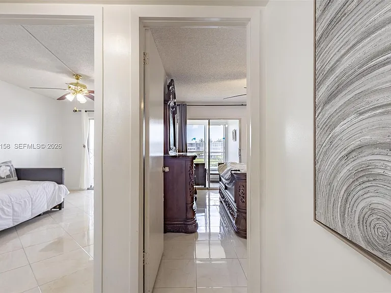 3049 Wolverton #3049-C — Photo 10