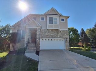 26736 Rue Saint Anne Ct, Cleveland, OH 44128