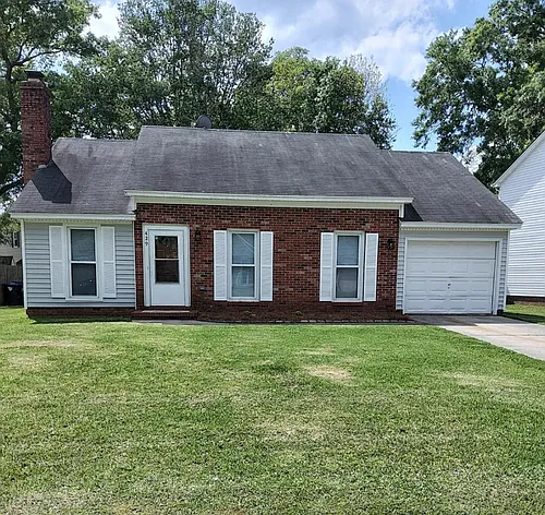 429 Hamlet Rd Photo 1