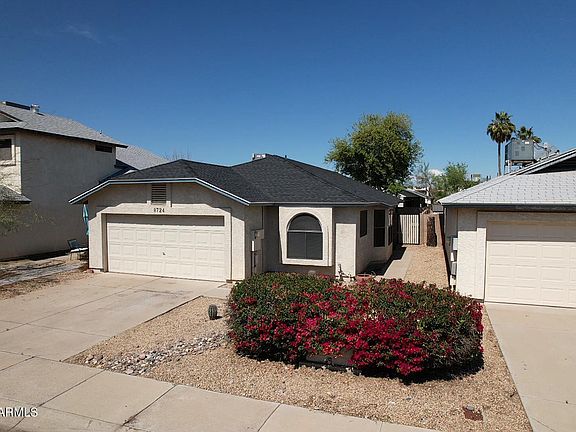 2nd image of 8724 W WILLOWBROOK Drive
