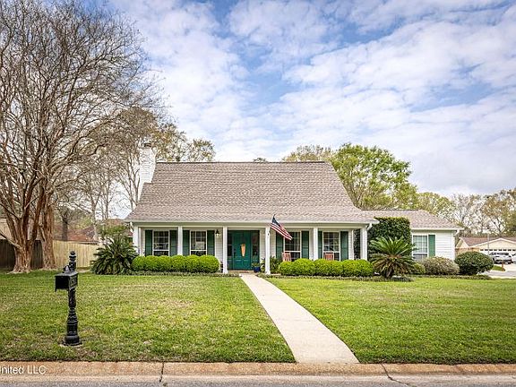 2nd image of 1614 Pine Tassel Dr