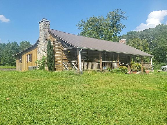 3rd image of 10604 Church Rd