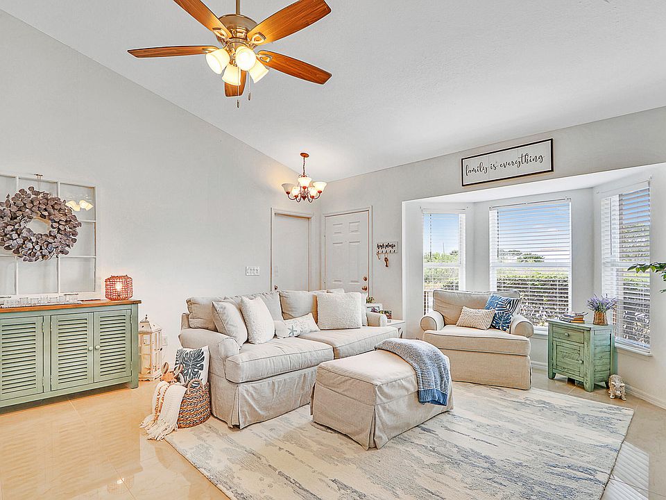 1st image of 5805 NW Dooley Circle
