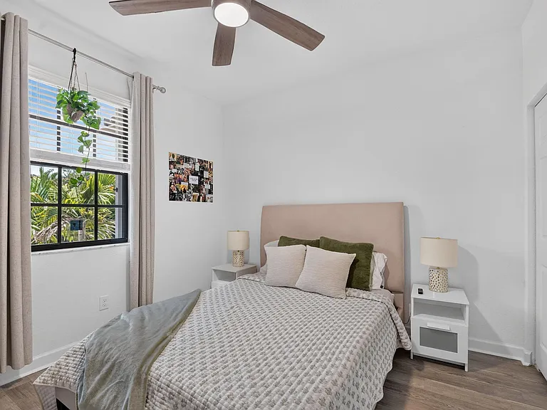 10139 Wellington Parc Dr — Photo 32