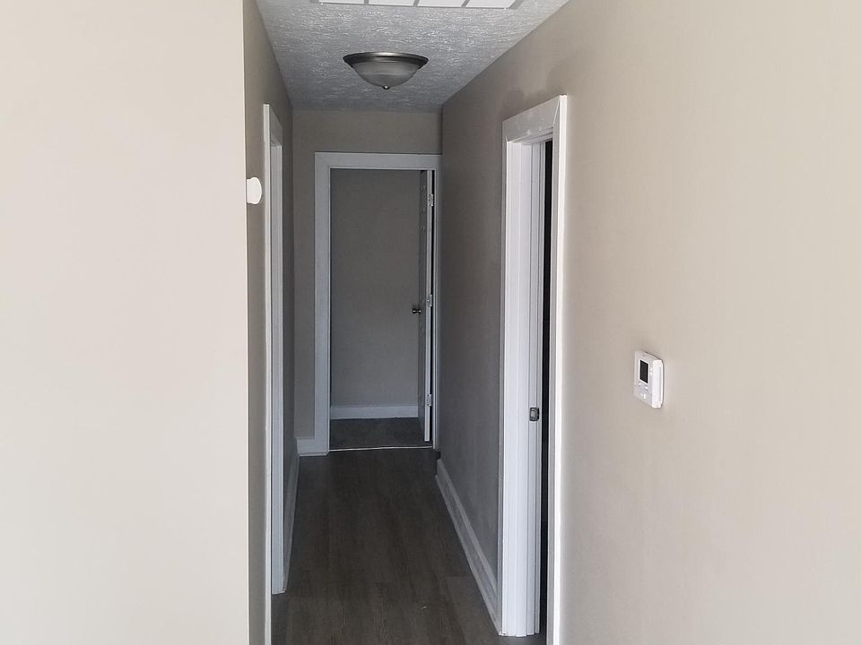 1st image of 2825 Caroline Ave