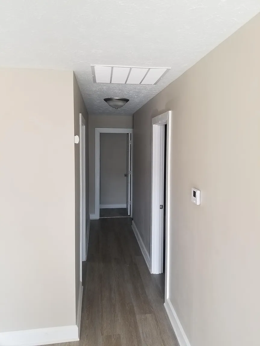 2825 Caroline Ave photo 1