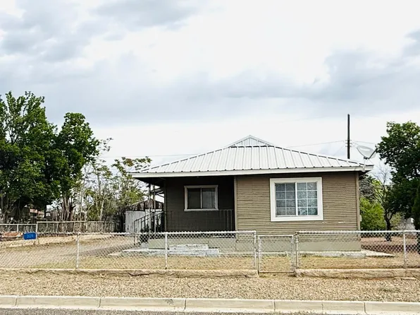 309 C St, Hurley, NM 88043