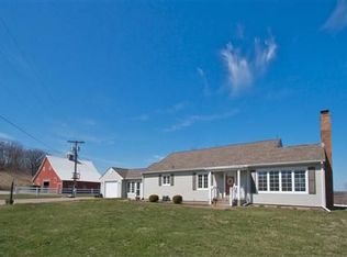 8704 Turkey Hollow Rd, Milan, IL 61264