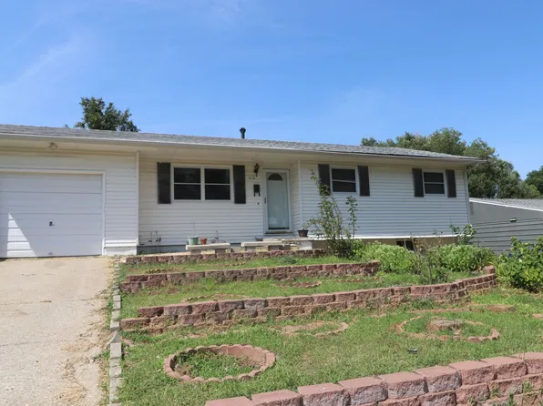 510 Maple St, Junction City, KS 66441