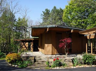 100 Steele Rd, Fairport, NY 14450