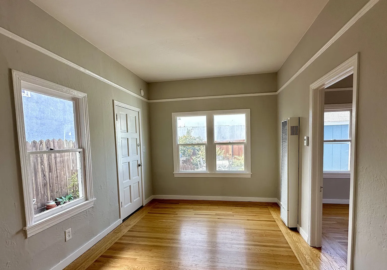 3112 California St Unit A photo 1