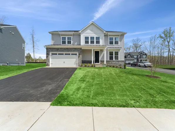 1131 Broad Lake Dr, Fredericksburg, VA 22406