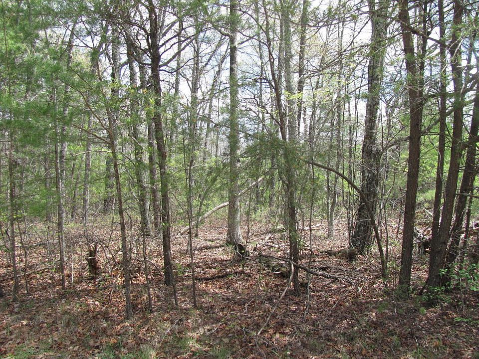 2nd image of 148 Hedgewood Point