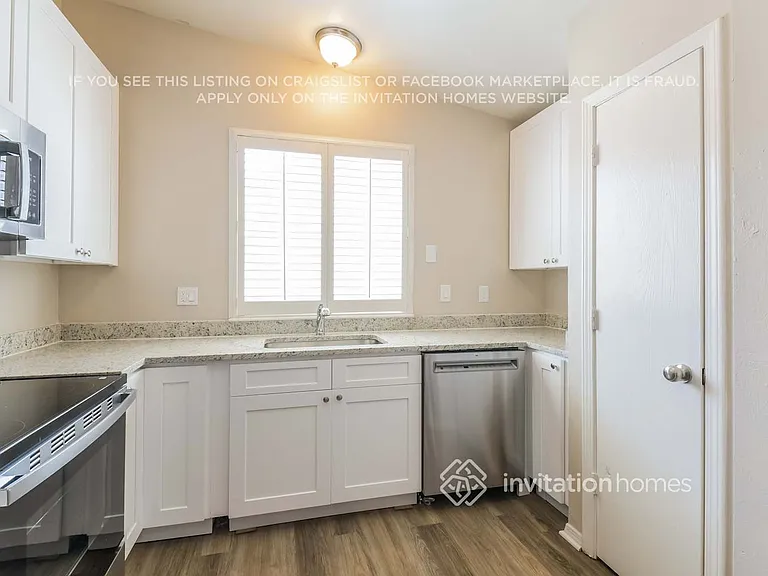4633 Dearborn St — Photo 8