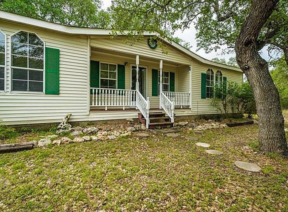 3rd image of 601 Carney Ln