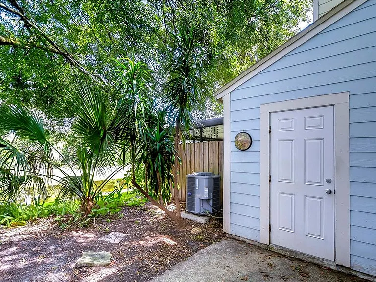 13937 Fletchers Mill Dr — Photo 35