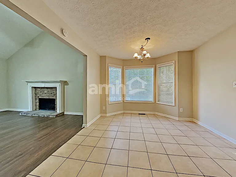 325 Split Rail Way — Photo 7