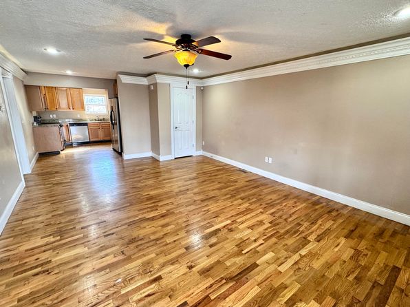 51 Lees Ford Dock Rd #104