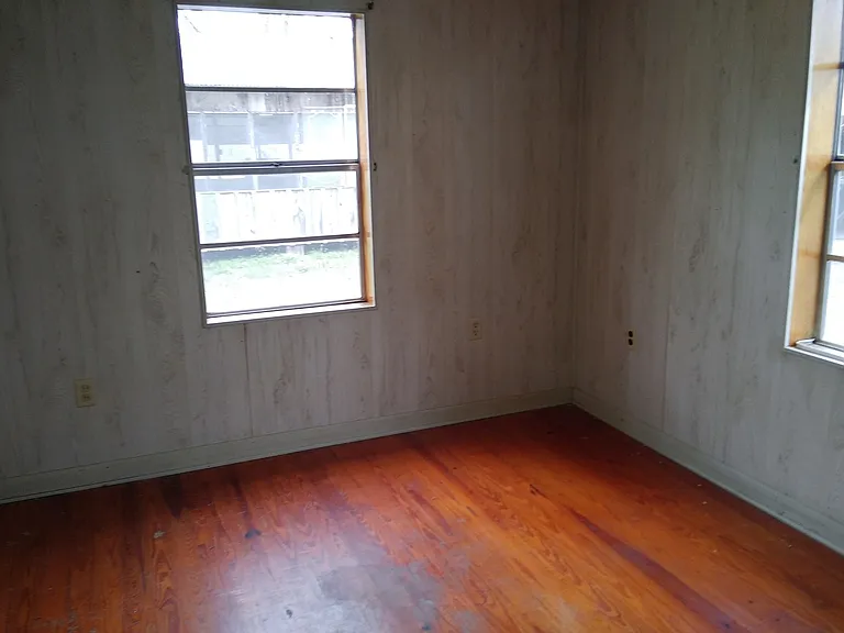 179 Edwin Nichols Rd — Photo 5