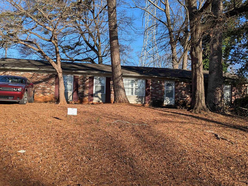 1st image of 2042 Evergreen Dr