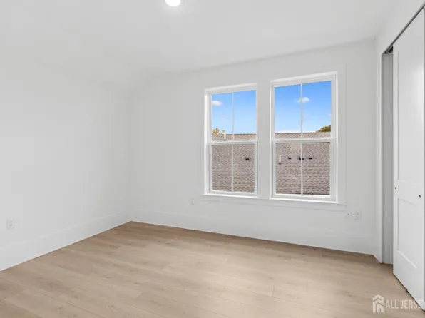 41 Brewer Way, Plainsboro, NJ 08536