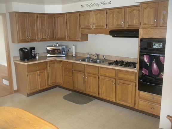 2nd image of 5179 W 88th Pl