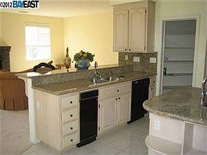 5th image of 4100 Forest Hill Ct