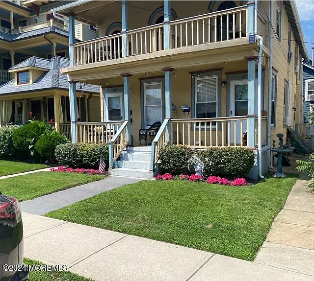 23 Surf Ave #2