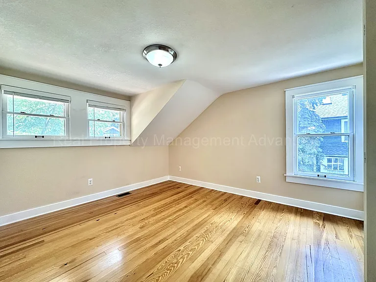 217 Gardenia Ave — Photo 18