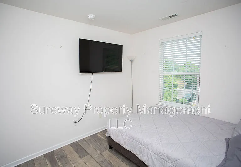 172 Fela Dr — Photo 27