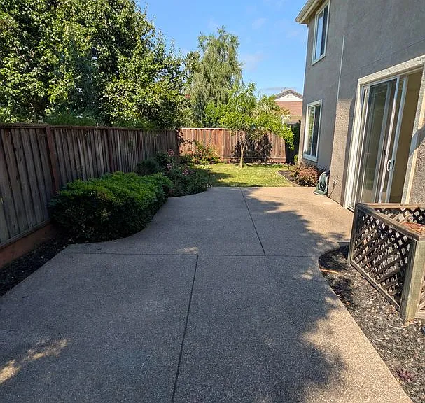 90 Plumeria Ct — Photo 36