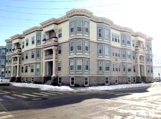 399 Maple St APT 4, Manchester, NH 03103