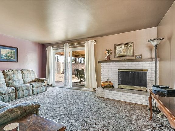 3rd image of 740 Essex St