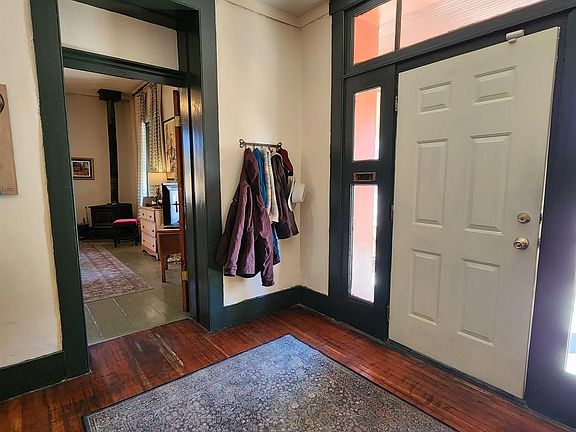 3rd image of 2015 N Gonzales St