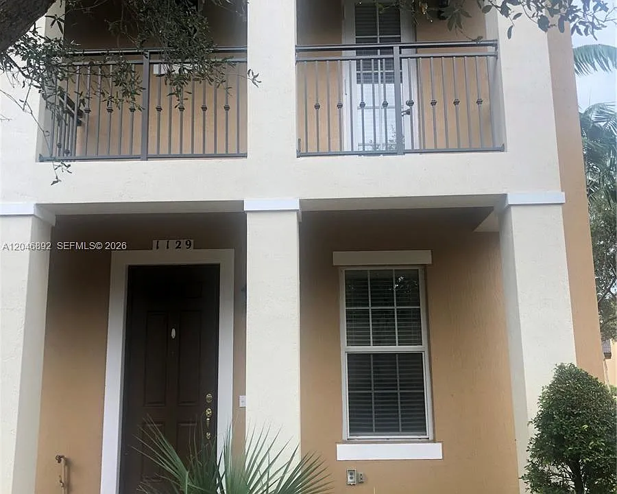 1129 SW 147th Ter